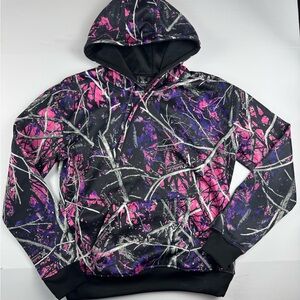 Moonshine Muddy Girl Camo hoodie with pockets size medium